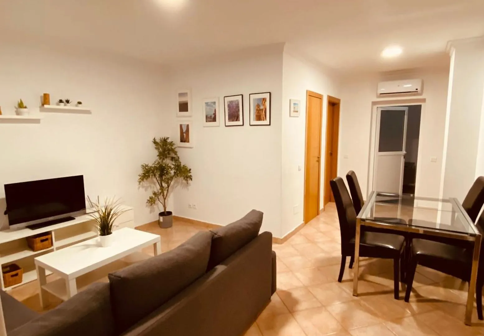 Vivienda 2 Dormitorios Churriana-Aeropuerto Málaga Apartamento
